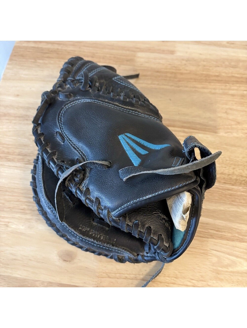 Easton Black Pearl 33" Youth Catcher's Mitt Glove  BP2FP LHT Left Throw